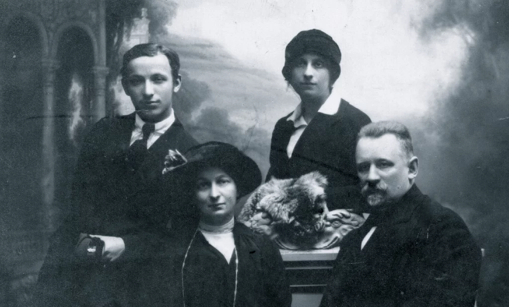 Kazimierz Pawłowicz's wife and children