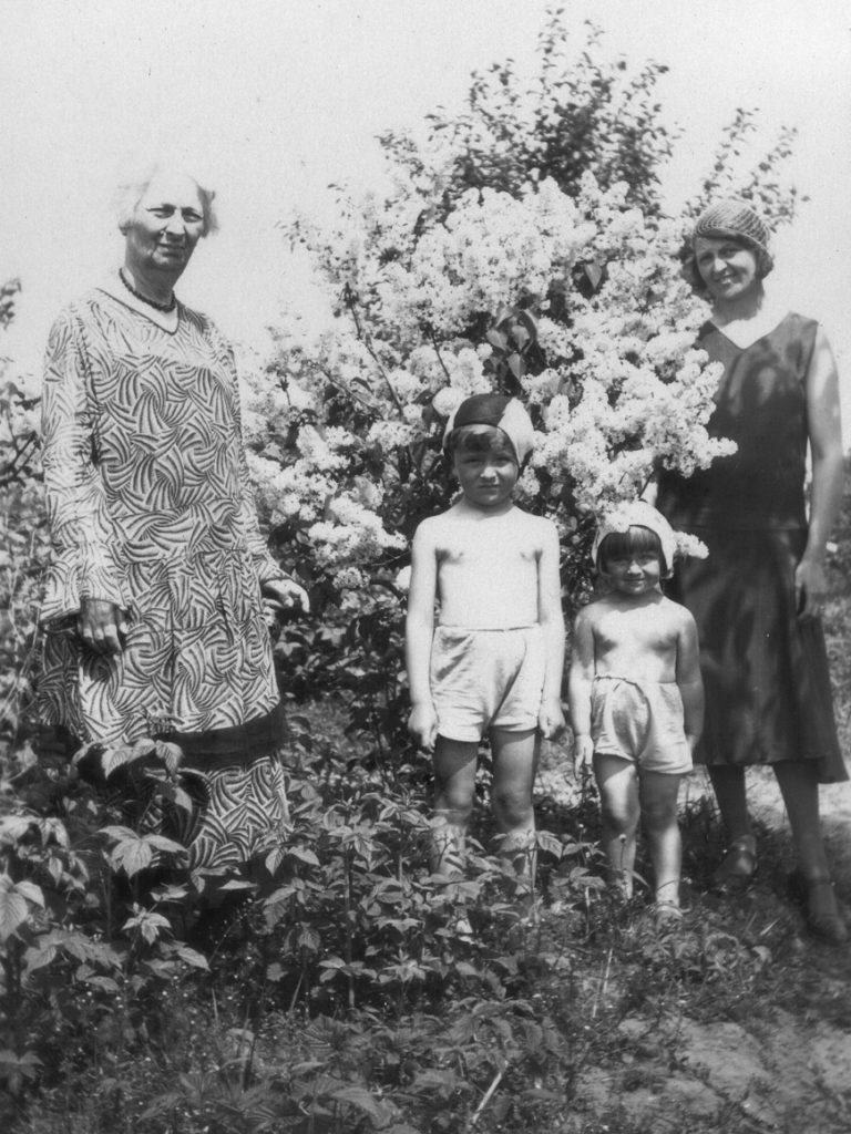 Spring 1931 on Goraszewska 8